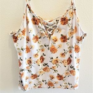 Never worn* Floral criss cross tank
